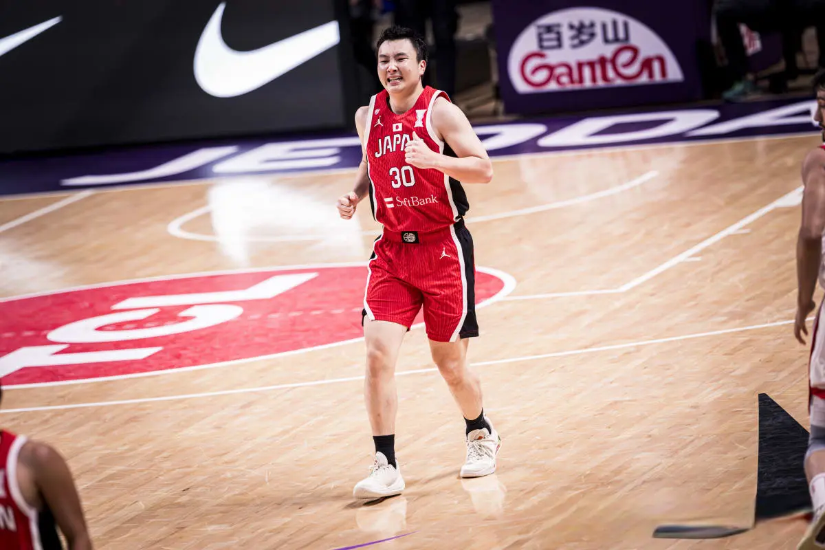 分差在一个, 伊朗连胜, 遭遇首败