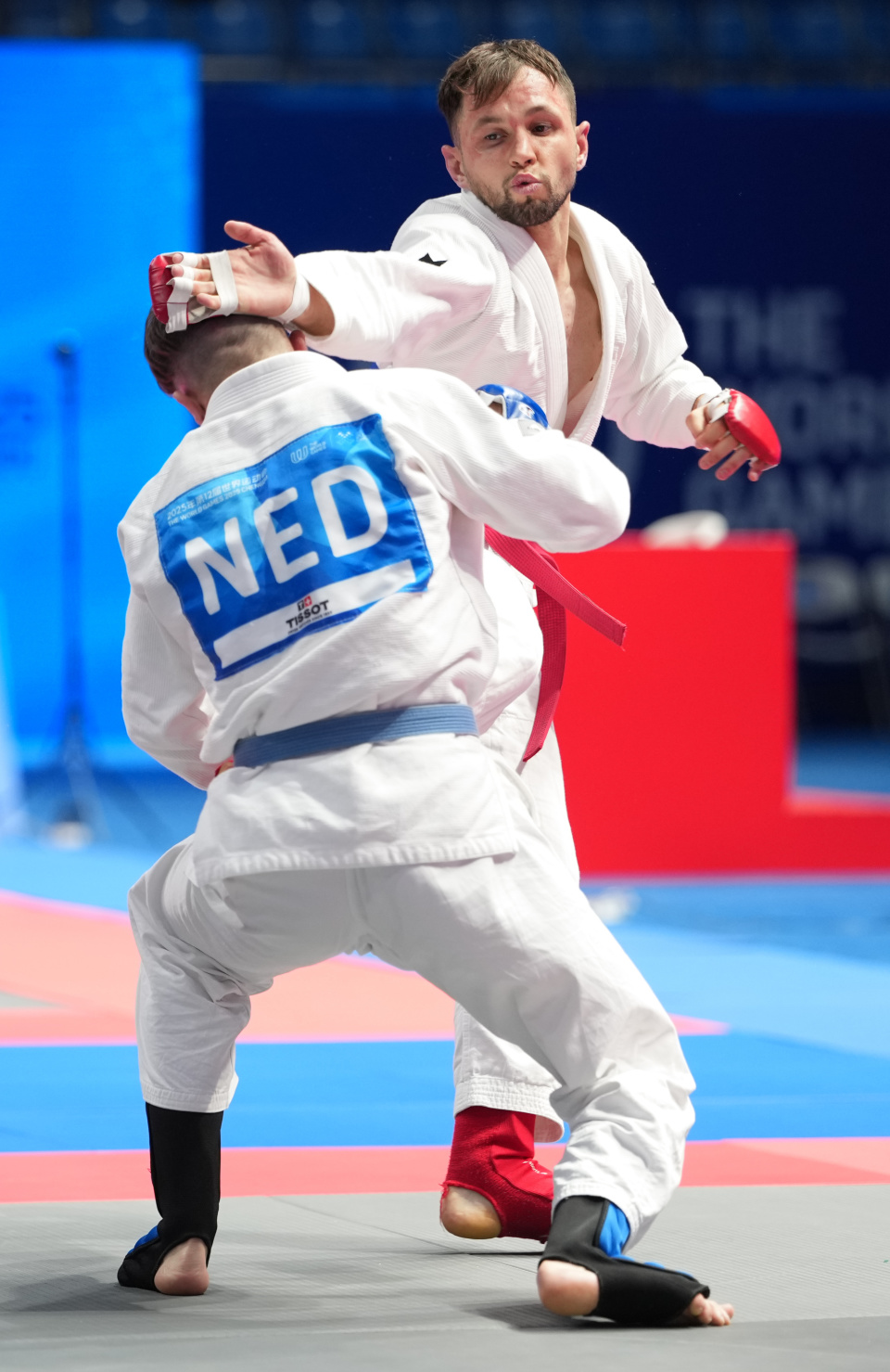 mAWNR, ODLlm, 新华社记者 mAWNR, ODLlm, 新华社记者