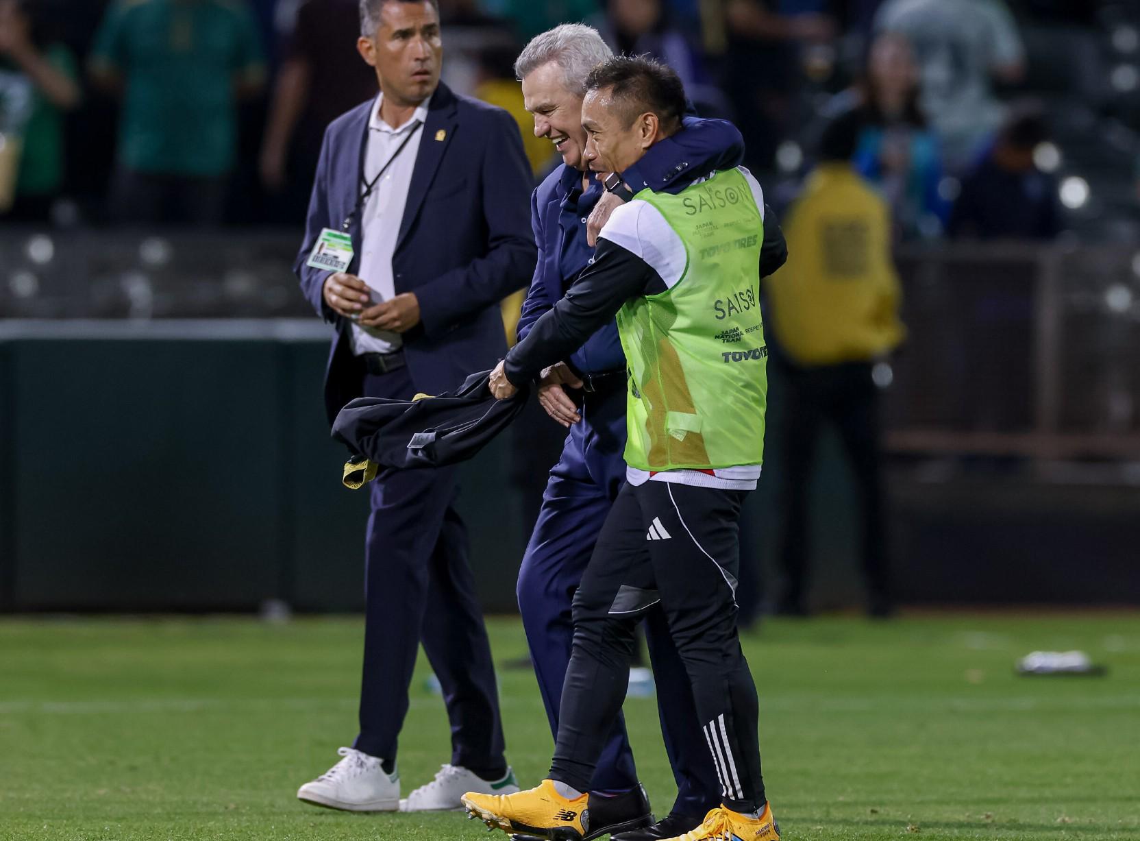 现来展现自, 包括我在内, 美国赛前 现来展现自, 包括我在内, 美国赛前