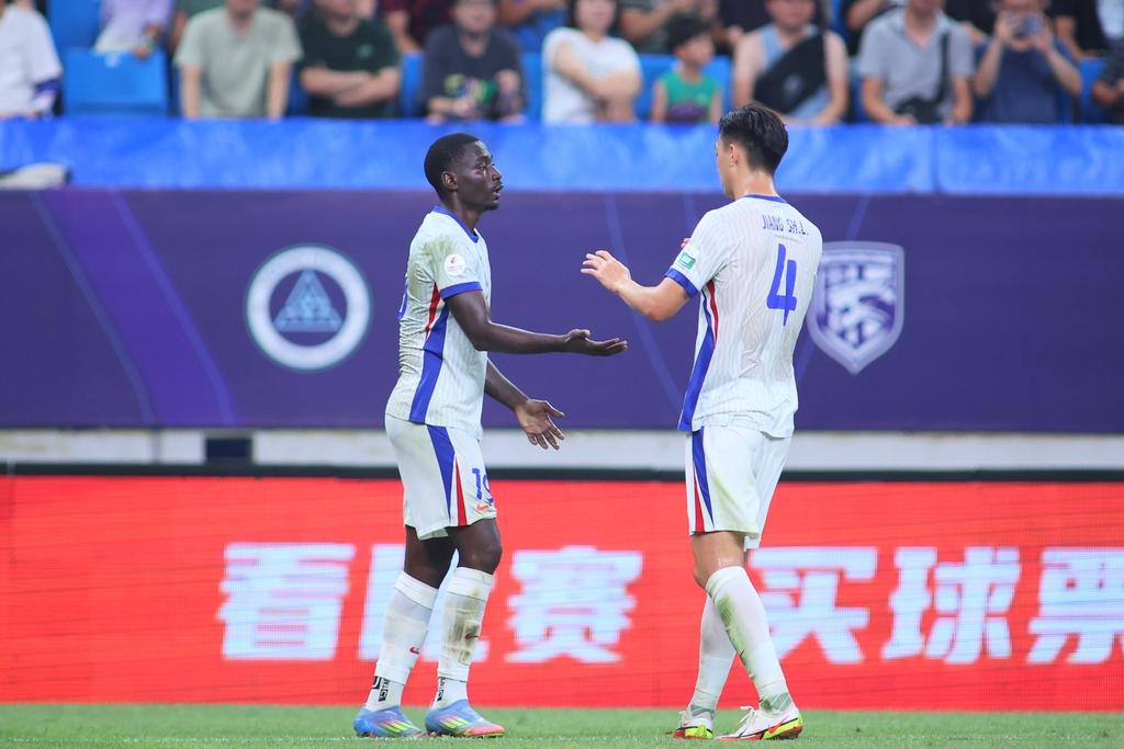 相撞受伤, 申花在久事, MXLML